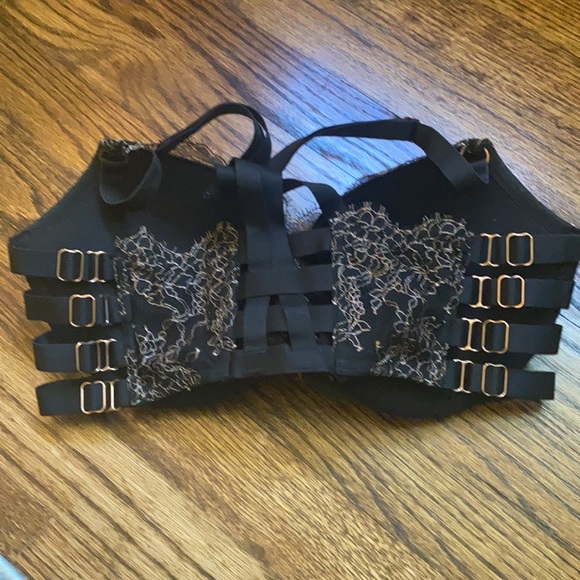 NWOT Victorias Secret Very Sexy Push Up - Picture 2 of 4